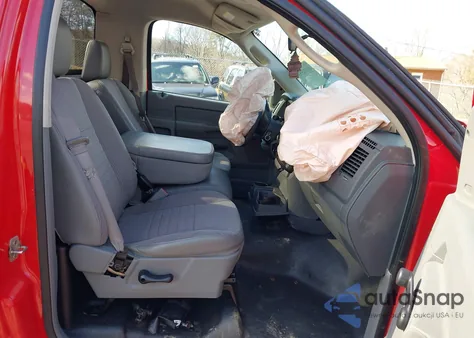 2008 Dodge Ram 1500 St/Sxt z USA, uszkodzony, nr VIN 1D7HA16K28J146457